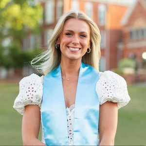 Meet your Posher, Michaela